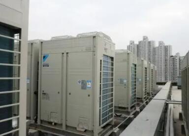 中央空調冷卻塔維護保養與設備銷售服務指南